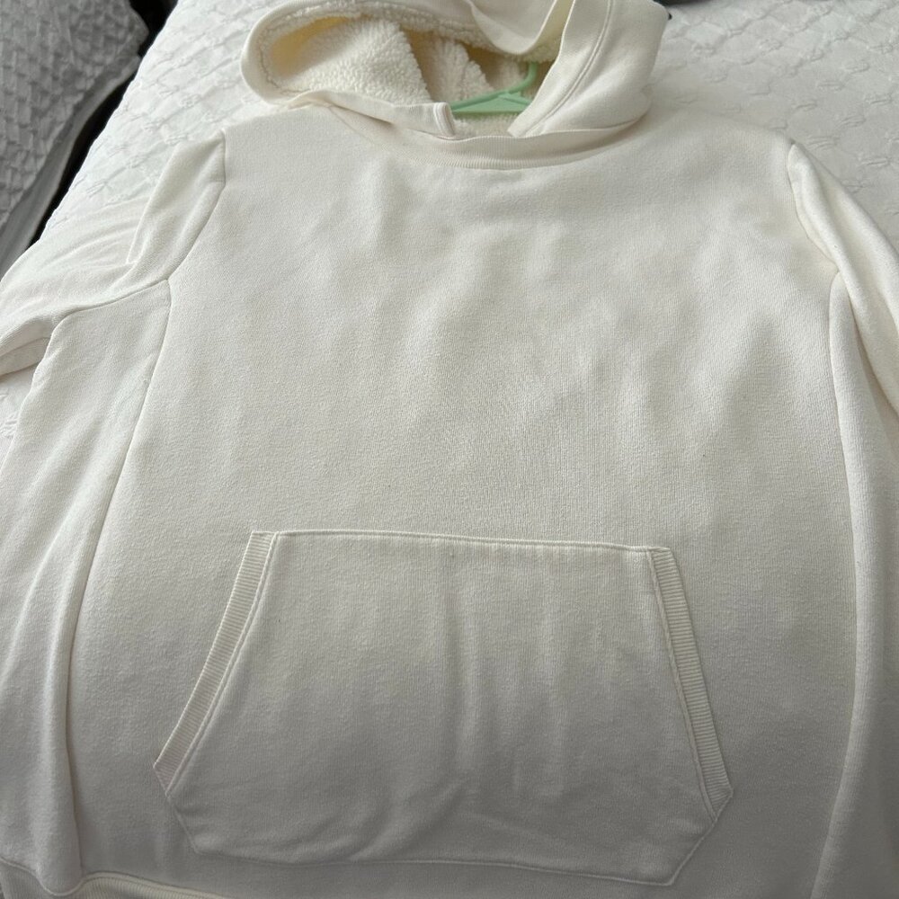 ALO sweatshirt